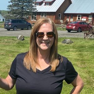 Meet your Posher, Brenda